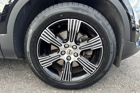 MT21LKD Volvo Xc40 2.0 B4 MHEV Inscription Auto AWD Euro 6 (s/s) 5dr Thumbnail #10