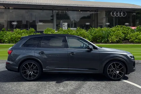 PY25EKG Audi Q7 3.0 TFSI V6 55 Black Edition Tiptronic quattro Euro 6 (s/s) 5dr Thumbnail #4