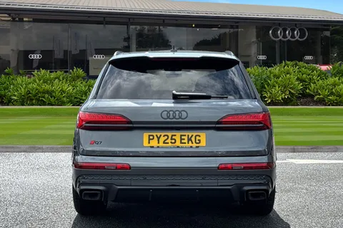 PY25EKG Audi Q7 3.0 TFSI V6 55 Black Edition Tiptronic quattro Euro 6 (s/s) 5dr Thumbnail #5
