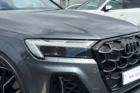 PY25EKG Audi Q7 3.0 TFSI V6 55 Black Edition Tiptronic quattro Euro 6 (s/s) 5dr Thumbnail #9