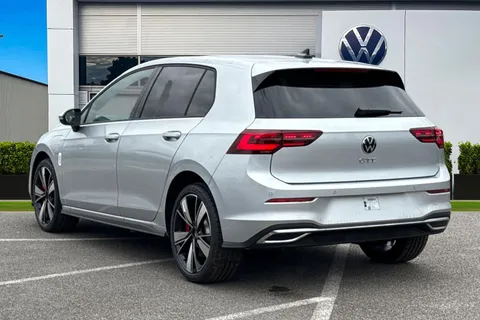 Volkswagen Golf 1.4 TSI 13kWh GTE DSG Euro 6 (s/s) 5dr Thumbnail #2