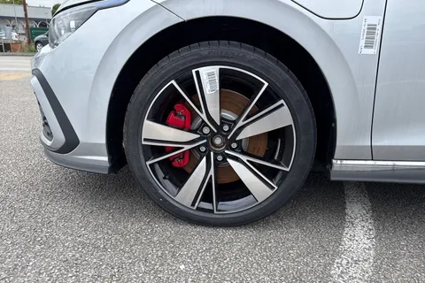 Volkswagen Golf 1.4 TSI 13kWh GTE DSG Euro 6 (s/s) 5dr Thumbnail #9