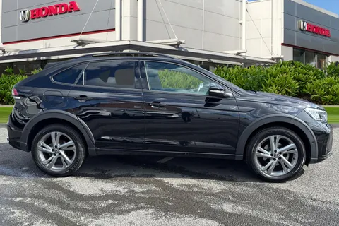 HY74MZD Volkswagen Taigo 1.0 TSI 115 R-Line 5dr DSG Thumbnail #4