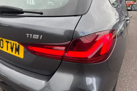 LB70TVM BMW 1 Series 1.5 118i M Sport DCT Euro 6 (s/s) 5dr Thumbnail #8