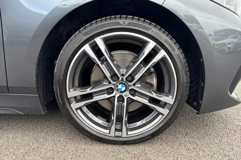 LB70TVM BMW 1 Series 1.5 118i M Sport DCT Euro 6 (s/s) 5dr Thumbnail #10