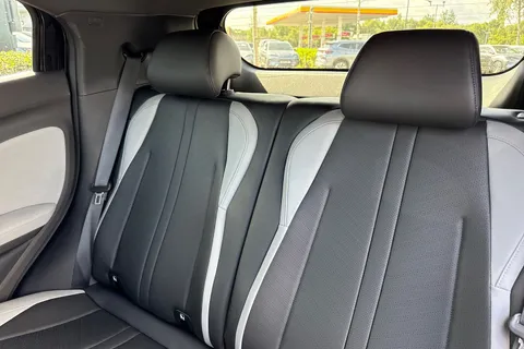 DA25EWU BYD Dolphin Surf 43.2kWh Comfort Auto 5dr Thumbnail #14