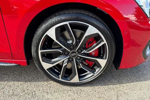  Audi S3 2.0 TFSI Black Edition Sportback S Tronic quattro Euro 6 (s/s) 5dr Thumbnail #10