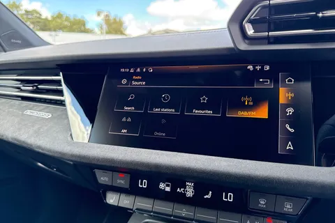  Audi S3 2.0 TFSI Black Edition Sportback S Tronic quattro Euro 6 (s/s) 5dr Thumbnail #36