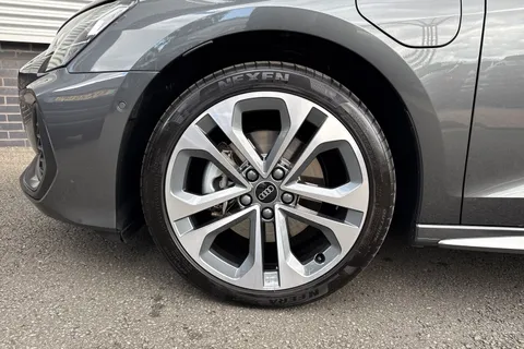 LM25NZZ Audi A3 S line 40 TFSI e  204 PS S tronic Thumbnail #7