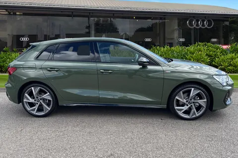 Audi A3 2.0 TDI 35 Black Edition Sportback S Tronic Euro 6 (s/s) 5dr Thumbnail #4