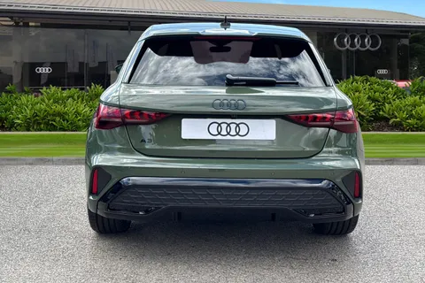 Audi A3 2.0 TDI 35 Black Edition Sportback S Tronic Euro 6 (s/s) 5dr Thumbnail #5