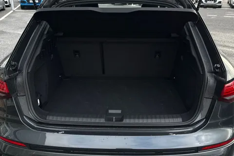 PY25BYH Audi A3 Sport 35 TDI 150 PS S tronic Thumbnail #7