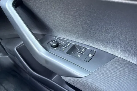  Volkswagen Taigo 1.0 TSI Match DSG Euro 6 (s/s) 5dr Thumbnail #17