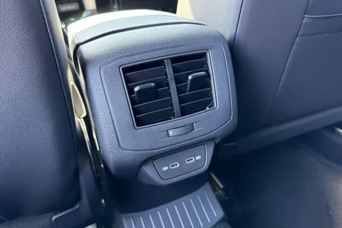 Volkswagen T-Roc 1.5 TSI Black Edition DSG Euro 6 (s/s) 5dr Thumbnail #34