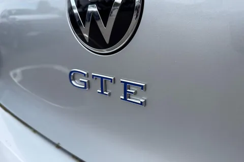 DE75ZNC Volkswagen Golf 1.4 TSI GTE 5dr DSG | DCC | Keyless Entry Thumbnail #29