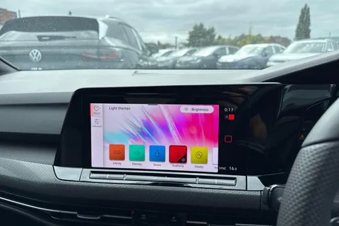 DE75ZNC Volkswagen Golf 1.4 TSI GTE 5dr DSG | DCC | Keyless Entry Thumbnail #45