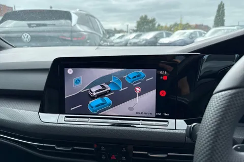 DE75ZNC Volkswagen Golf 1.4 TSI GTE 5dr DSG | DCC | Keyless Entry Thumbnail #47