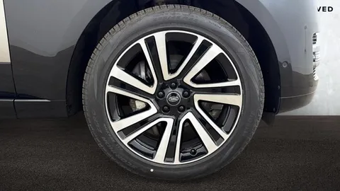 9 of 20 for LAND ROVER RANGE ROVER 3.0 D300 HSE 4dr Auto