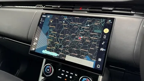 12 of 20 for LAND ROVER RANGE ROVER 3.0 D300 HSE 4dr Auto