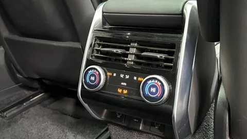 18 of 20 for LAND ROVER RANGE ROVER 3.0 D300 HSE 4dr Auto