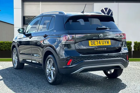DE74UYW Volkswagen T-Cross 1.0 TSI 115 R-Line 5dr DSG Thumbnail #3
