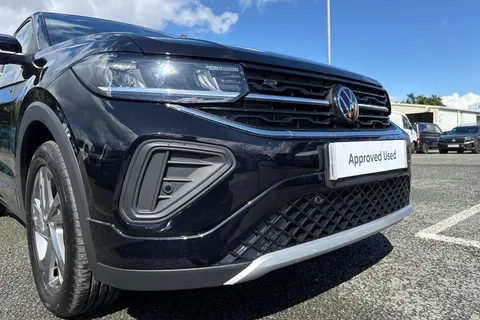 DE74UYW Volkswagen T-Cross 1.0 TSI 115 R-Line 5dr DSG Thumbnail #10