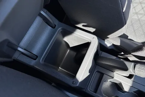 DE74UYW Volkswagen T-Cross 1.0 TSI 115 R-Line 5dr DSG Thumbnail #41