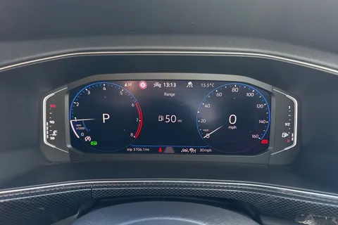 DE74UYW Volkswagen T-Cross 1.0 TSI 115 R-Line 5dr DSG Thumbnail #45