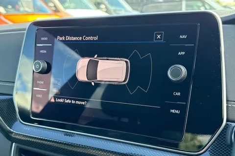 DE74UYW Volkswagen T-Cross 1.0 TSI 115 R-Line 5dr DSG Thumbnail #46