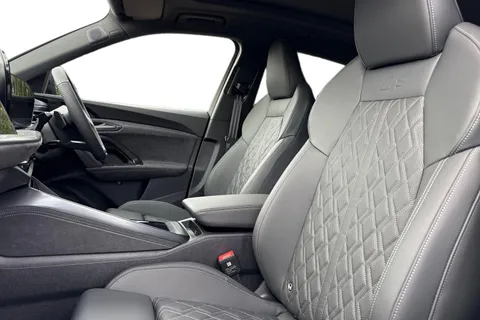 Audi SQ5 3.0 TFSI S Edition 1 S Tronic quattro Euro 6 (s/s) 5dr Thumbnail #11