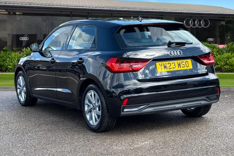 YM23WSO Audi A1 Sport 25 TFSI 95 PS 5-speed Thumbnail #3