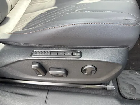 33 of 61 for CUPRA TERRAMAR 2.0 TSI 265 Americas Cup Edition 5dr DSG 4Drive