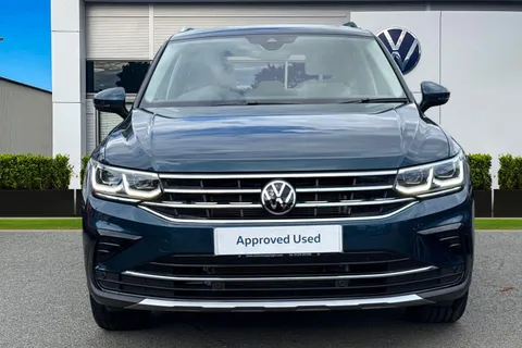 DC22HKX Volkswagen Tiguan 1.5 TSI (EVO) DSG Elegance | Adaptive Chassis Control Thumbnail #6