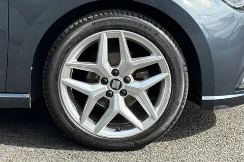 FE70SUF SEAT Ibiza 1.0 TSI FR Euro 6 (s/s) 5dr GPF Thumbnail #10