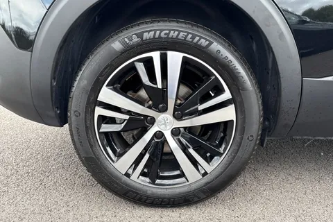 DG74YJJ PEUGEOT 5008 1.5 BlueHDi GT EAT Euro 6 (s/s) 5dr Thumbnail #11