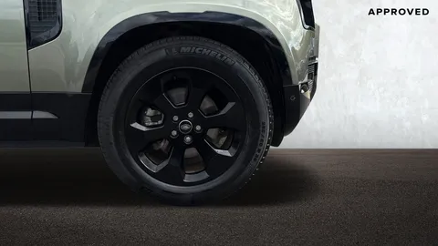 KJ73NHH Land Rover Defender 90 3.0 D250 X-Dynamic HSE 3dr Thumbnail #9