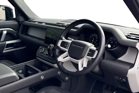 KJ73NHH Land Rover Defender 90 3.0 D250 X-Dynamic HSE 3dr Thumbnail #10