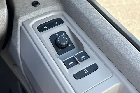 49 of 63 for Volkswagen California Ocean T7 SWB 150 PS DSG - Power Doors/Tow Pack