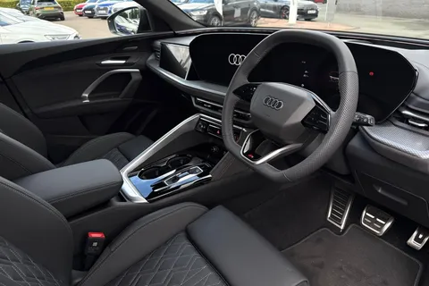  Audi SQ5 3.0 TFSI S Edition 1 Sportback S Tronic quattro Euro 6 (s/s) 5dr Thumbnail #44