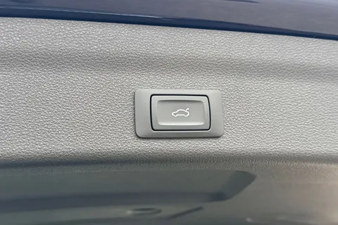  Audi A6 Avant 2.0 TFSI 40 Black Edition S Tronic Euro 6 (s/s) 5dr Thumbnail #25