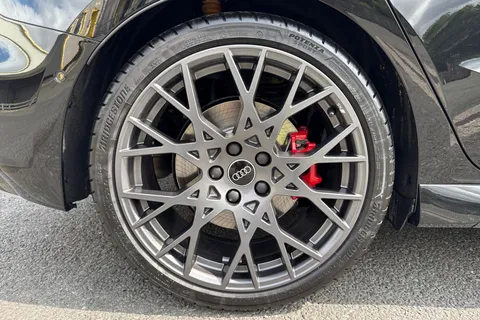 Audi RS 3 2.5 TFSI Carbon Black Sportback S Tronic quattro Euro 6 (s/s) 5dr Thumbnail #10