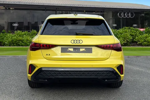 Audi A3 1.5 TFSI 35 Black Edition Sportback S Tronic Euro 6 (s/s) 5dr Thumbnail #5
