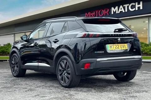 MT22UVL PEUGEOT e-2008 50kWh GT Premium Auto 5dr (7kW Charger) Thumbnail #3