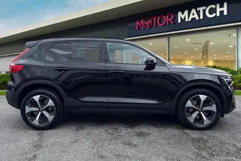 KP23RWX Volvo Xc40 2.0 B4 MHEV Plus DCT Auto AWD Euro 6 (s/s) 5dr Thumbnail #4