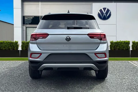Volkswagen T-Roc 1.5 TSI Match DSG Euro 6 (s/s) 5dr Thumbnail #5