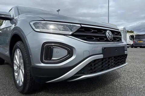 Volkswagen T-Roc 1.5 TSI Match DSG Euro 6 (s/s) 5dr Thumbnail #9