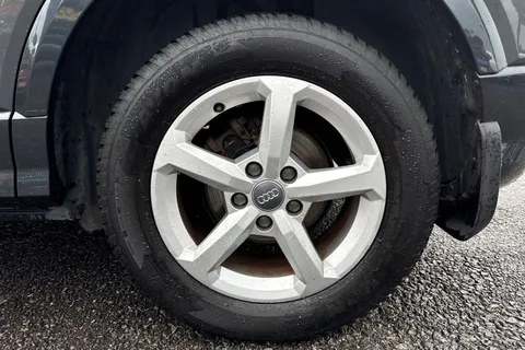 SW17XCG Audi Q2 1.4 TFSI CoD SE Euro 6 (s/s) 5dr Thumbnail #10