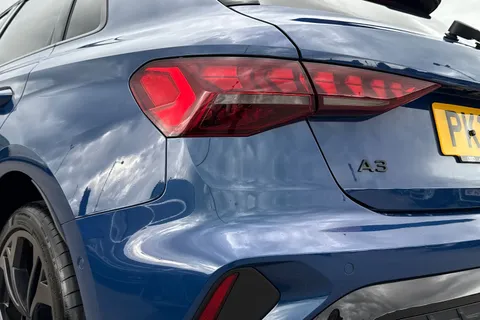 PK25KXO Audi A3 Black Edition 40 TFSI e  204 PS S tronic Thumbnail #8