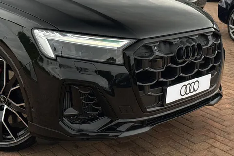 Audi SQ7 4.0 TFSI V8 Black Edition Tiptronic quattro Euro 6 (s/s) 5dr Thumbnail #9