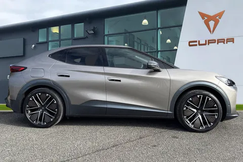 KY74JYJ CUPRA Tavascan 77kWh VZ2 SUV Coupe Auto 4Drive 5dr Thumbnail #4